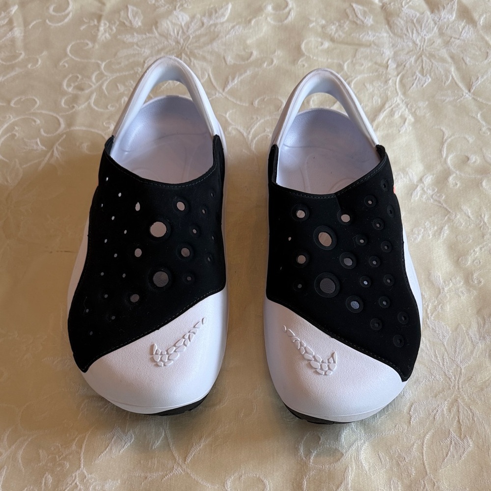 Nike Kids Black and White Slip-On Sport Sandals